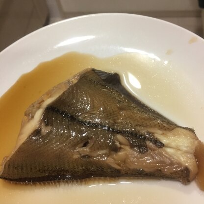 作ってる最中から甘辛い香りに食いしん坊家族がワクワク(^ ^)ほんとに美味しくて1人1切れじゃ足りません！またカレイ買いに行きます(≧∀≦)